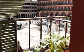 Casa En Plaza De La Corredera Con Balcon